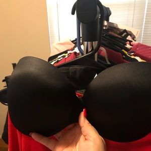 Maidenform black strapless bra 36D